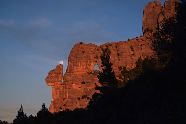 Discovering Montserrat: Sunset Hike & Photography