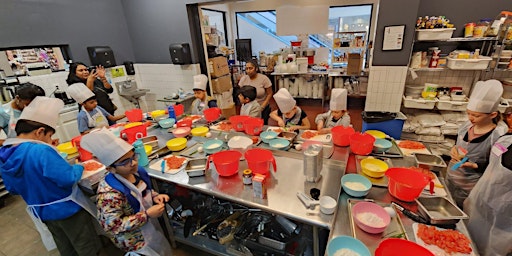 Imagem principal do evento Summer Cooking Classes for Kids - Burger Slider Workshop Kids Cooking Class