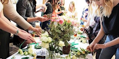 Imagem principal de Mother's Day Fresh Flower Arrangement Workshop