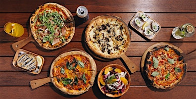 Imagem principal de Mother's Day Bottomless Pizza & Drinks at Blossom Rooftop Bar