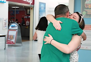 Imagem principal do evento Most hugs in one minute for Autism Awareness