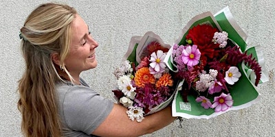 Imagem principal de Floral Bouquet Workshop with Betty Blooming