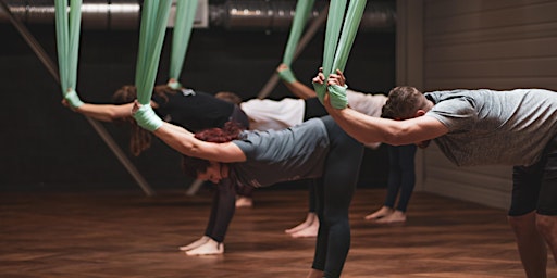 ATELIER FLY HEART - Yoga aérien  primärbild