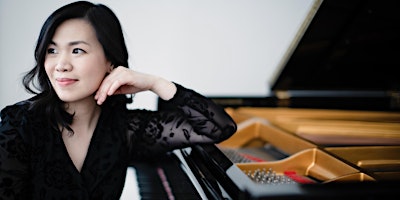 Imagem principal do evento Renee Huynh, Pianist in Concert:  Covers of Mozart to Gershwin to Radiohead
