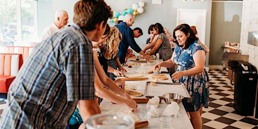 Primaire afbeelding van Teen 2-Day Baking Camp (Ages 11-14)