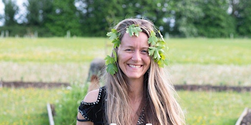 Hauptbild für Women's circle: nature therapy and plant connection with Charlotte Pulver