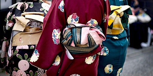 Immagine principale di VESTIZIONE DEL KIMONO 