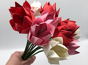 Imagem principal do evento Free Fold Origami Saturday -  Simple Flower Bouquet!
