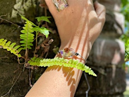 Primaire afbeelding van Woodland Inspired Resin Charm Bracelet Workshop