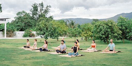 Imagem principal do evento 5-day Silent Retreat with Yoga