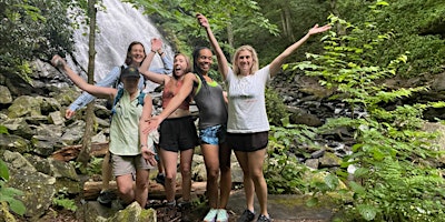 Imagen principal de North Carolina 52 Hike Challenge Hikes Crabtree Falls Blue Ridge Pkwy NC