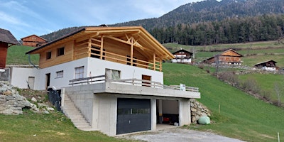 Geführte Vollholzhausbesichtigung in Ahornach - Südtirol primary image