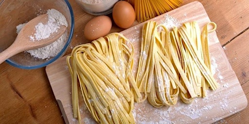 Imagem principal de Homemade Pasta Cooking Class (Fresh Basil Pesto & Homemade Pasta)