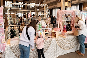 Primaire afbeelding van Old St. Anthony Mother's Day Bazaar - Shopping Pass