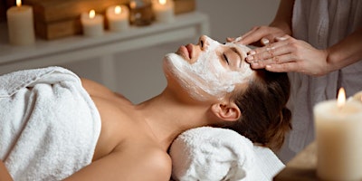 $59 Custom Mom Facial at Healing Mama Studio  primärbild