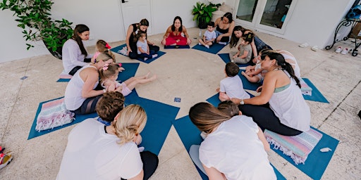 Imagem principal de Kids Yoga at Flow State Studios