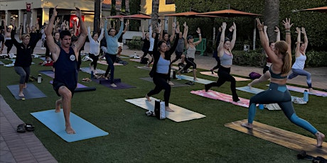 SUNSET YOGA with YOGASIX