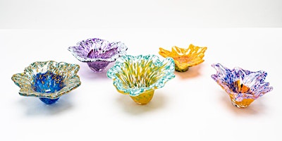 Hauptbild für Create Your Own Sculpted Glass Flower Dish!