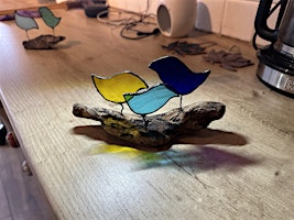 Imagem principal de Stained Glass Classes in a relaxed and friendly environment