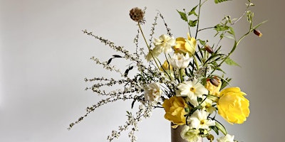 Mother's Day Workshop: Make a Bouquet in a Handmade Ceramic Vase  primärbild