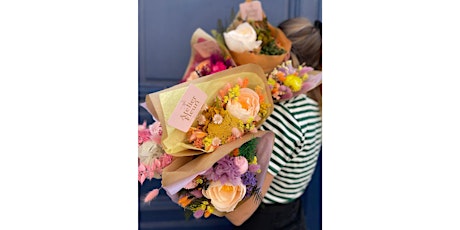 Atelier bouquet de fleurs séchées et fleurs en papier crépon