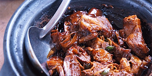 Imagem principal de A Filipino Feast: Chicken Adobo and Biko