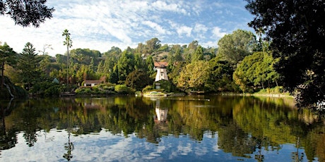 10:00am - 11:00am Arrival - Visit the Lake Shrine - Single Vehicle  primärbild