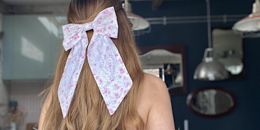 Imagen principal de Upcycling workshop - Make your own hair bow