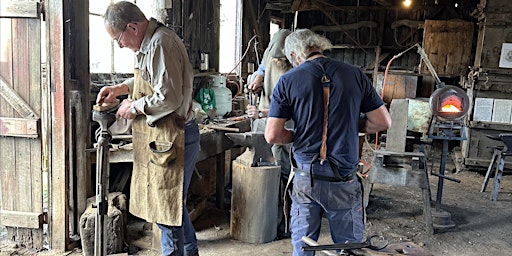 Hauptbild für 28 gates Blacksmithing Workshop for the Tasmanian Autumn Festival