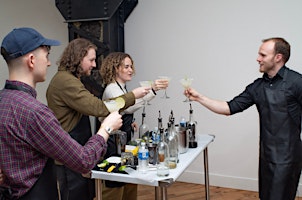 Imagem principal de Crafting Cocktails With a New York City Bartender