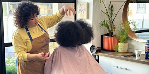 Immagine principale di IN PERSON Curly Haircutting Class: 2 Models 