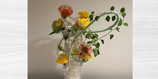 Image principale de Designing Flowers in Glass Containers