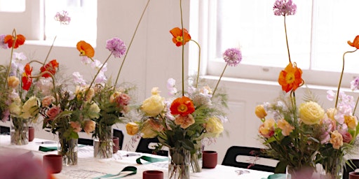 Hauptbild für Spring Flower Arranging Workshop