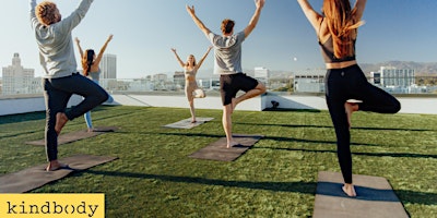 Imagem principal de Rooftop Yoga and Fertility Q+A