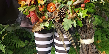 Gardening Lady HALLOWEEN /AUTUMN Wreath Making Workshop