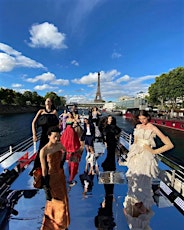 ALL WHITE BATEAU FASHION SHOW IN PARIS & LIVE MUSIC