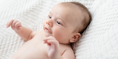 Image principale de Newborn care class near Melrose, MA. Small Group (maximum 4-5 couples)