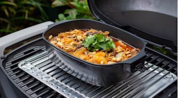 Hauptbild für Weber Q Essentials - how to go from  newbie to backyard hero