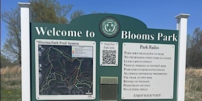 Hauptbild für Bloom & Brunch - Community Care Walk + Brunch