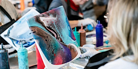 FLOW - A Fluid Art Experience with Crystal Ma