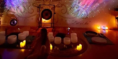 Imagem principal do evento Sound Bath Healing Every Wednesday Night with Heathor Kulber