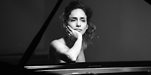 Hauptbild für Meet Ana María Orduz: A Luminary of Classical Piano from Medellín