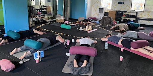 Hauptbild für Cacao Ceremony with Restorative Yoga