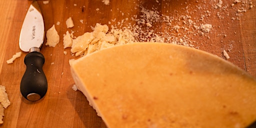 Primaire afbeelding van Parmigiano Reggiano Cracking at The Son of a Butcher