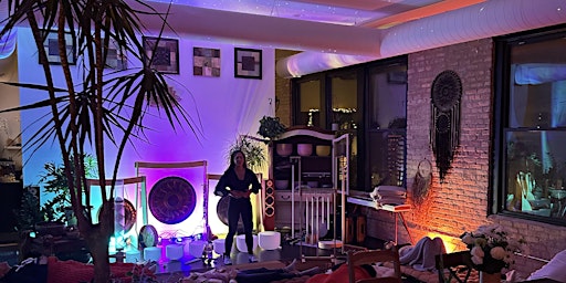 Primaire afbeelding van Sound Bath + Energy Room Immersive  Experience at SolFlo Life