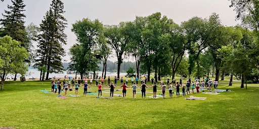 Imagem principal do evento Yoga by the Lake