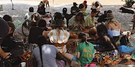 Women's Traditional Weaving Workshops in Darwin | Injalak x Laundry Gallery