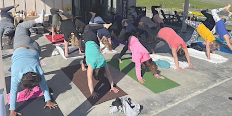 Family Yoga at Chelan Valley Farms