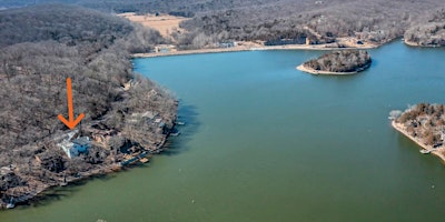 Lakefront Home Open House Tour in Lake Sherwood MO - with 4 Waterfront Homes to View! primary image