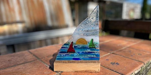 Primaire afbeelding van Sunset Sail Fused Glass Class